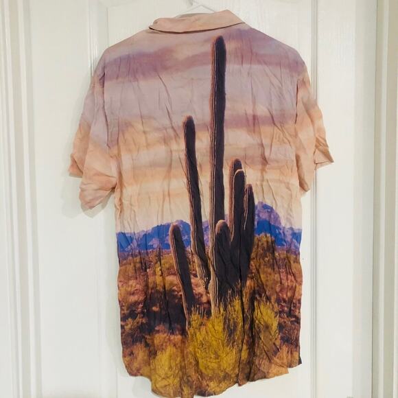 Guess Men's Slim Fit Collar Button-Down Shirt Oversized‎ Desert Cactus Large NWT - Picture 11 of 11